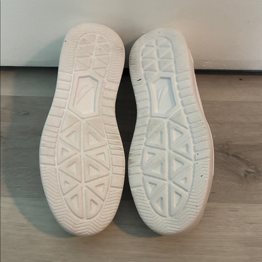 Nautica Women’s White Comfort Sneakers Size US 9.5 EU 40 UK 7.5 - Picture 5 of 6